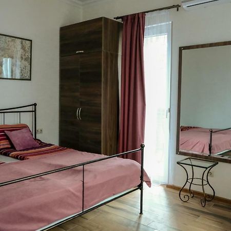 3 Studio Тбилиси Номер фото