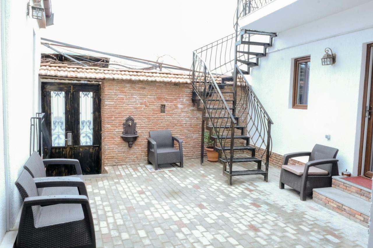 3 Studio Тбилиси Экстерьер фото